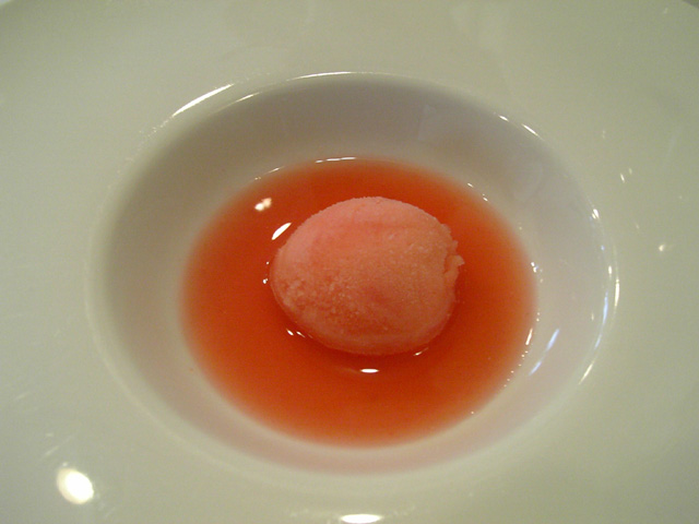 「Coulis Rouge　(クーリ・ルージュ )」　フレンチ　西荻窪_f0128714_073236.jpg