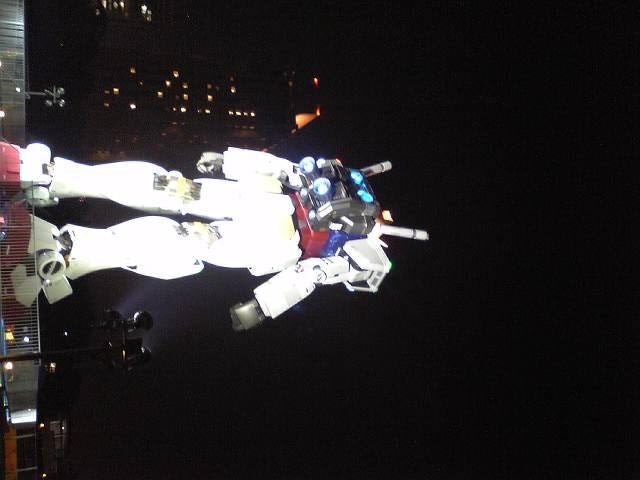 「実物大ガンダム」　お台場_f0128714_10294681.jpg