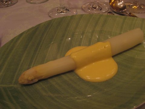 「Zum-einhorn　（ツム･アインホルン）」 ドイツ料理　六本木　_f0128714_1122290.jpg