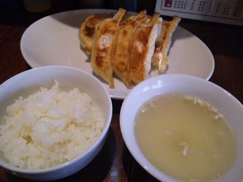 「おたふく」　餃子専門店　高田馬場_f0128714_11253524.jpg
