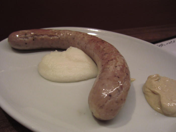 「キッチン V」　バール　西早稲田_f0128714_17404897.jpg