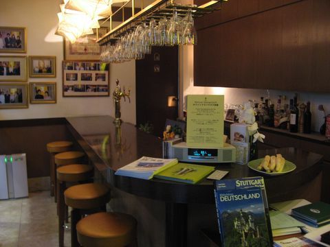 「Zum-einhorn　（ツム･アインホルン）」  ドイツ料理　六本木　_f0128714_1846594.jpg