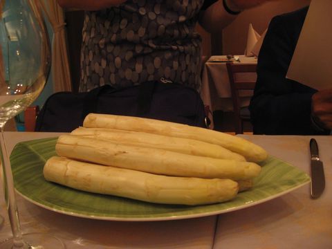 「Zum-einhorn　（ツム･アインホルン）」  ドイツ料理　六本木　_f0128714_18475049.jpg