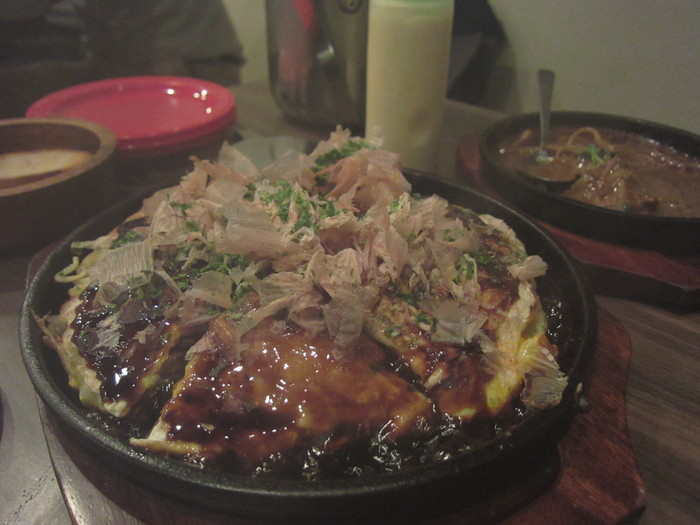 「吉 蔵」　お好み焼き　高田馬場_f0128714_19405694.jpg