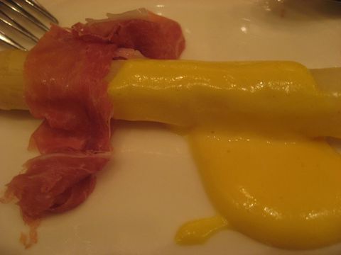 「Zum-einhorn　（ツム･アインホルン）」  ドイツ料理　六本木　_f0128714_1972544.jpg