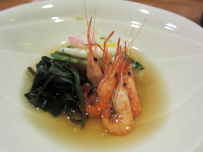 「酒処 吉本」　居酒屋　新宿_f0128714_200434.jpg