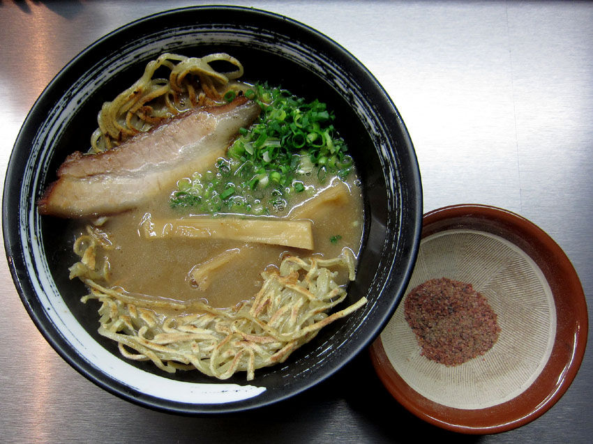 「焼麺　劔」　ラーメン　高田馬場_f0128714_20373799.jpg