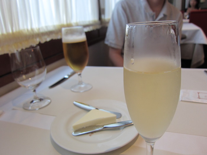 「SANS LE SOU (サンルスー)」　フレンチ　西荻窪_f0128714_20394790.jpg