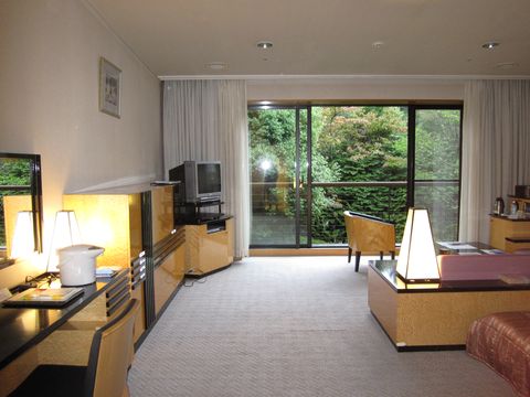 「和 奏 林」  箱根　お部屋_f0128714_22301354.jpg