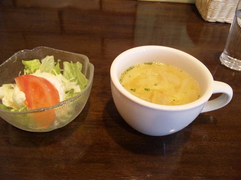 「OEuf（ウッフ） 」　洋食　面影橋_f0128714_2238448.jpg