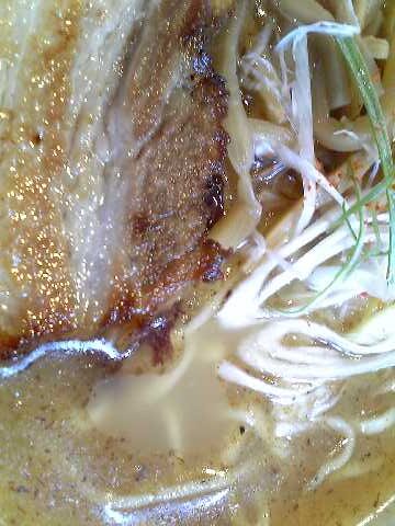 「麺や RYOUMA」　ラーメン　西早稲田_f0128714_23342298.jpg