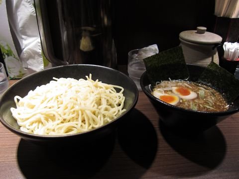 「つけめん 達翁 」　ラーメン　新宿_f0128714_17201831.jpg
