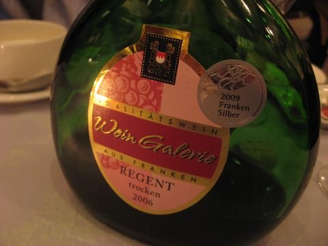 「Zum-einhorn　（ツム･アインホルン）」 ドイツ料理　六本木　_f0128714_1735126.jpg