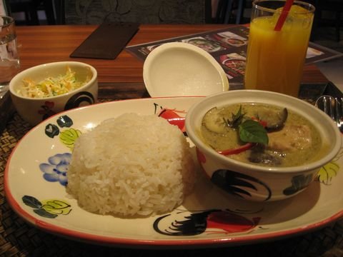 「トゥン テン」　タイ料理　高田馬場_f0128714_1832692.jpg