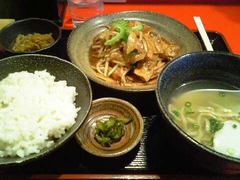 「沖縄食堂ちゃんぷる亭」　沖縄料理　高田馬場_f0128714_20572285.jpg
