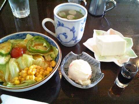「ＣＡＦＥ　ＨＡＧＩ」  カフェ　目白_f0128714_7251421.jpg
