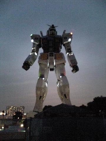 「実物大ガンダム」 お台場_f0128714_1019936.jpg