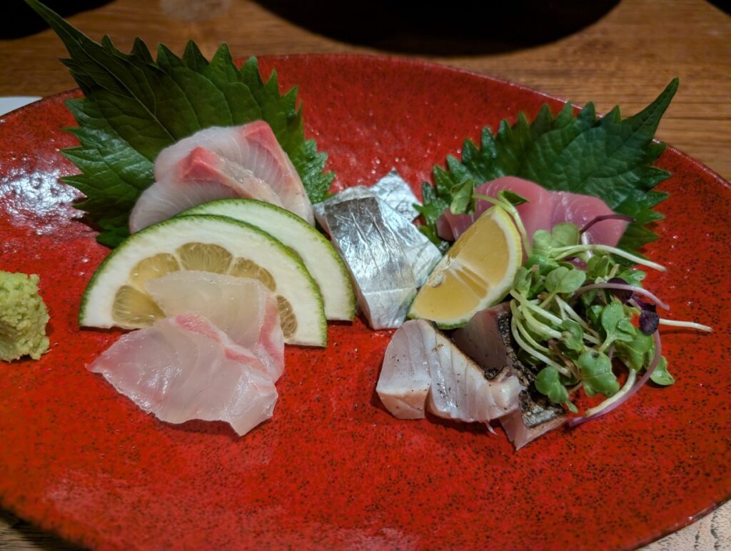 瀬戸内の刺身の盛り合わせ